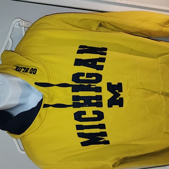 Stadium Athletics Other - Michigan Wolverines unisex hoodie.